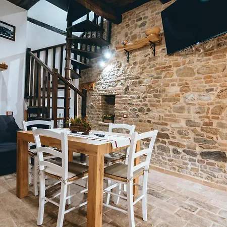 Ferienhaus Casa - Il Gioiello - Con Jacuzzi E Sauna Amandola