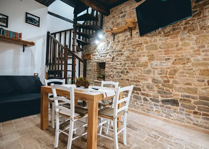 Casa vacanze Casa - Il Gioiello - Con Jacuzzi E Sauna Amandola